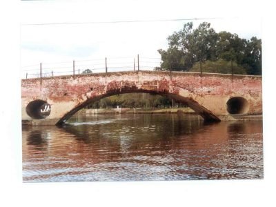 PUENTE ARECO 01 may 2002